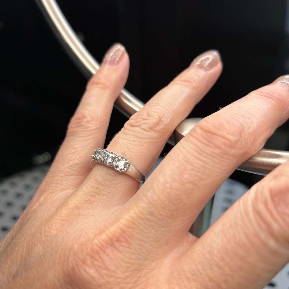 Sterling Silver CZ Ring Size 6.5 - Picture 3 of 5